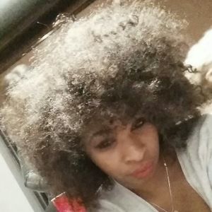 Meet your Posher, Lynette